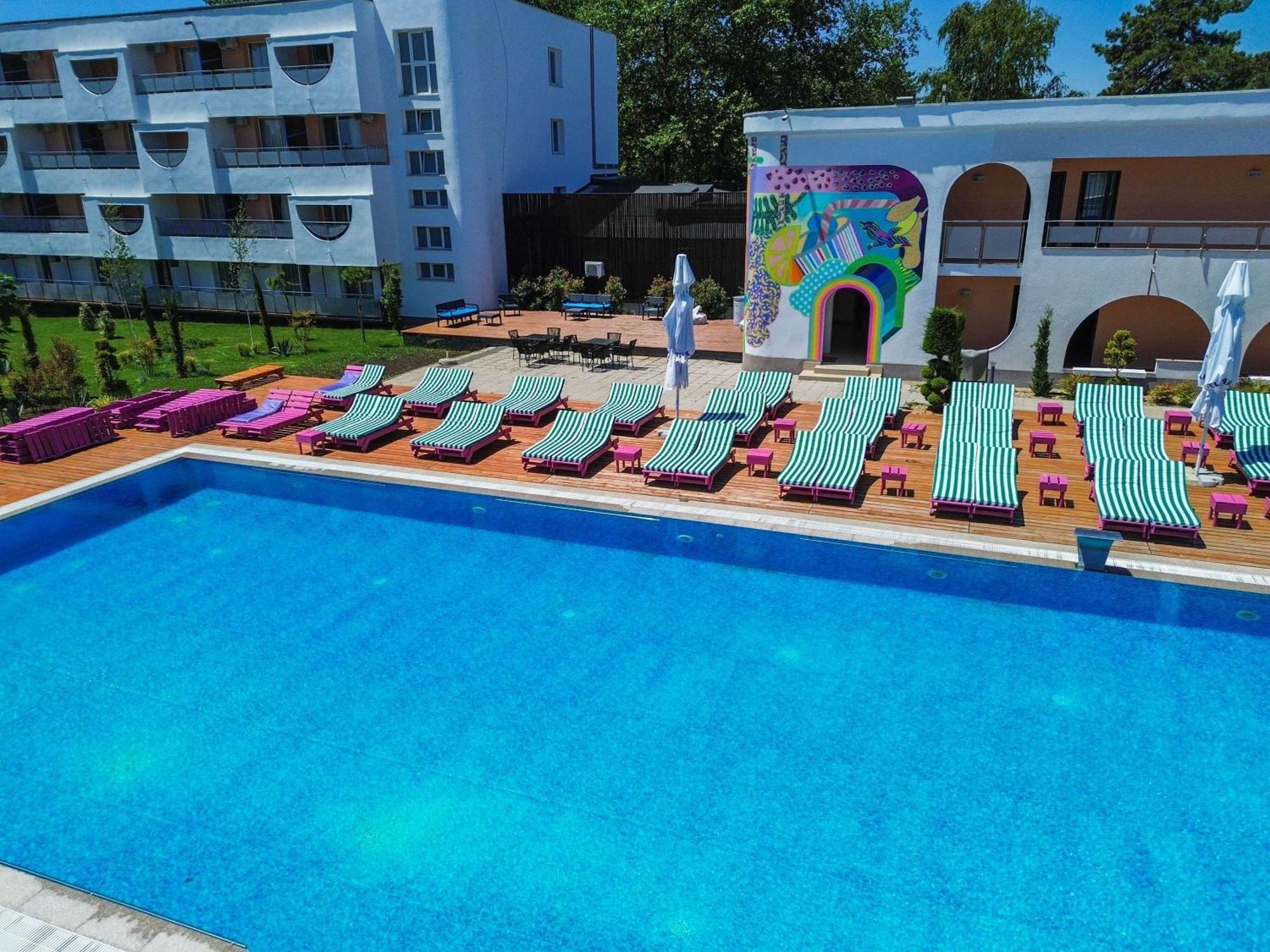 Отель Ibis Styles Венус Экстерьер фото